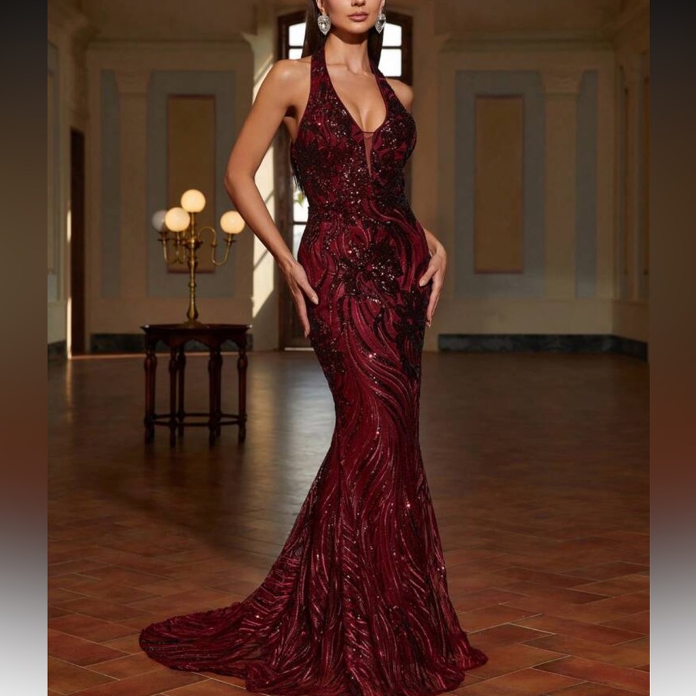 Luxe red V neck mermaid hem halter party sequins  dress